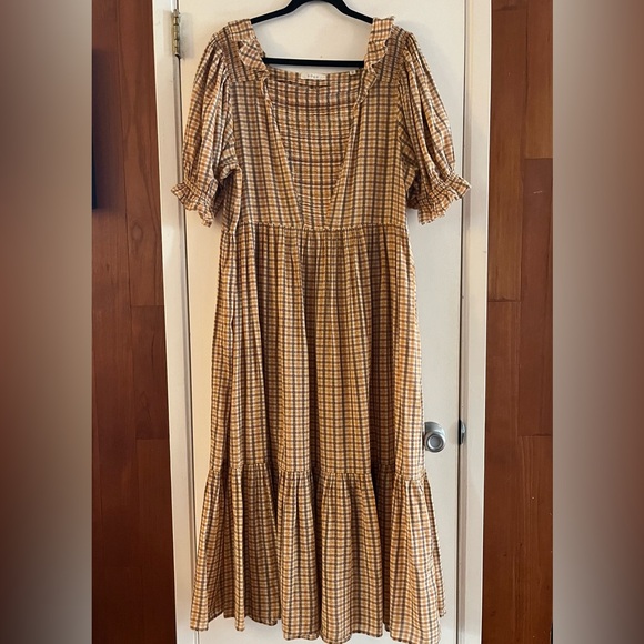 Doen Elodie Plaid Puff Sleeve Midi Dress in Meringue - Picture 4 of 11